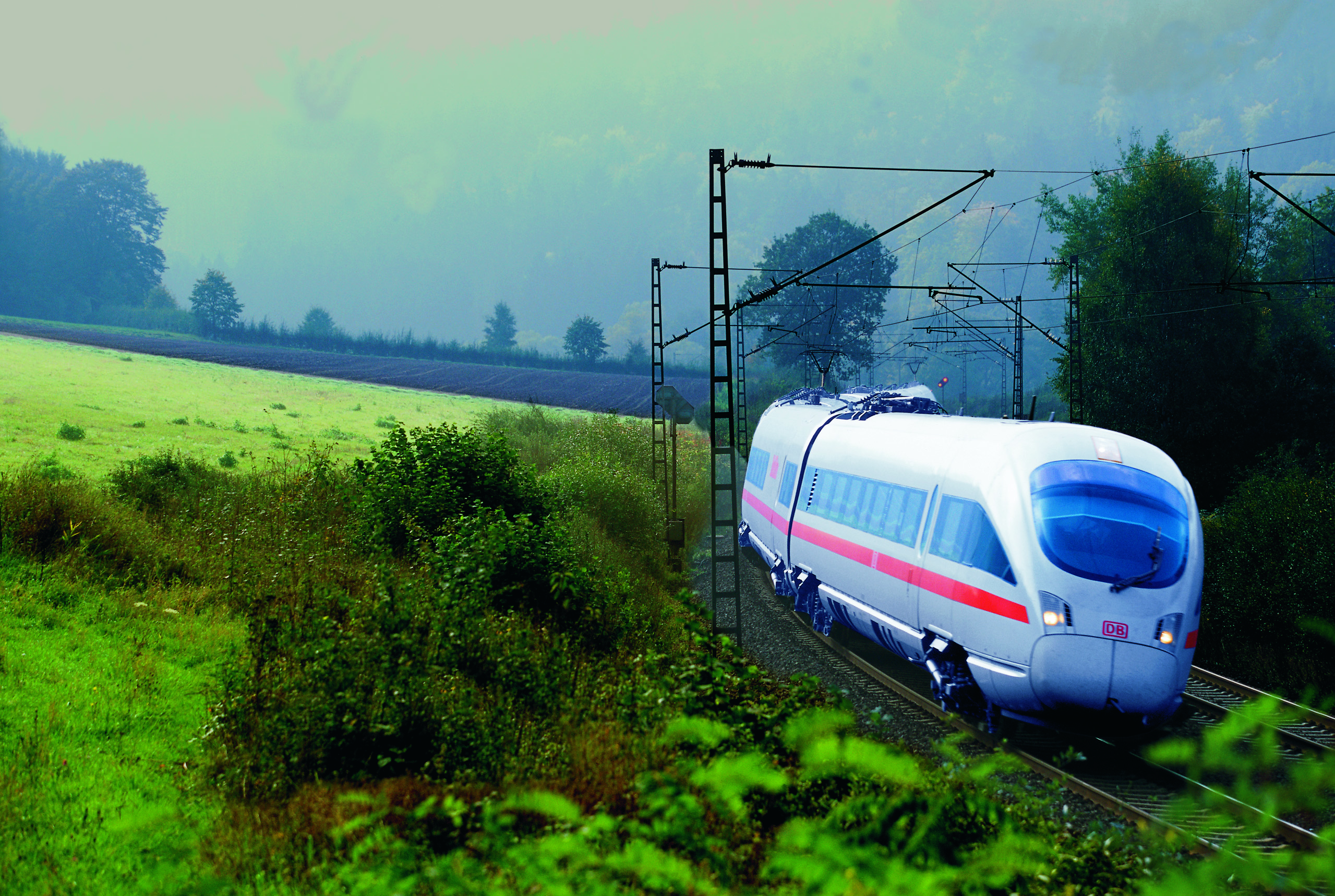 Intercity-Express (ICE). Chuyến tàu nhanh nhất của DB Bahn ở Đức và châu Âu