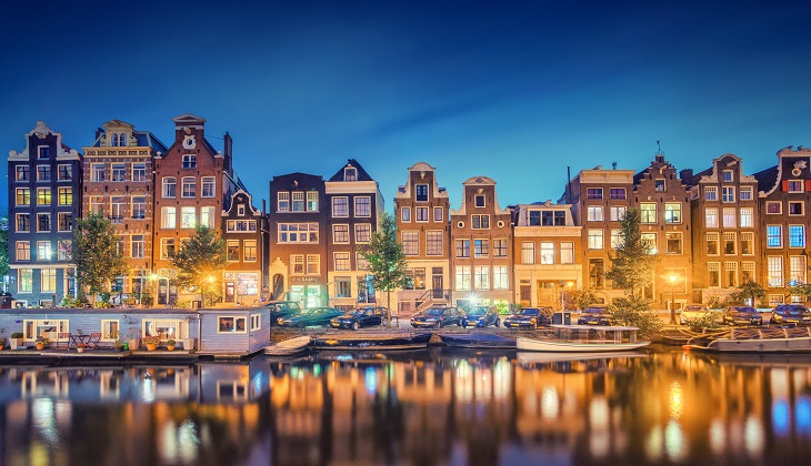Amsterdam – Thủ đô Hà Lan duyên dáng với hệ thống kênh đào chằng chịt