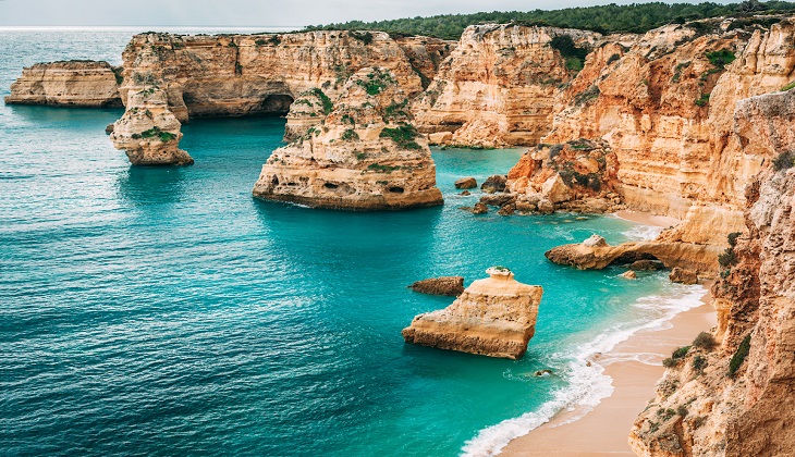 Gọi tên 5 bãi biển đẹp tại Bồ Đào Nha